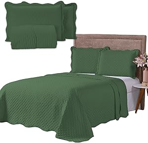 Cobre Leito Balle Dupla Face 400 Fios Kit com 3 Peças Casal Padrão, Queen e King Cores Lisas Tecido Piquet Toque Mácio Acompanha Colcha e 2 Porta Travesseiros (Verde, Casal Queen (240x260cm)